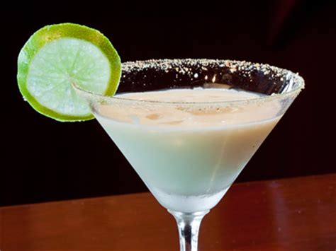 key-lime-pie-martini-recipe-sweet-creamy-and image