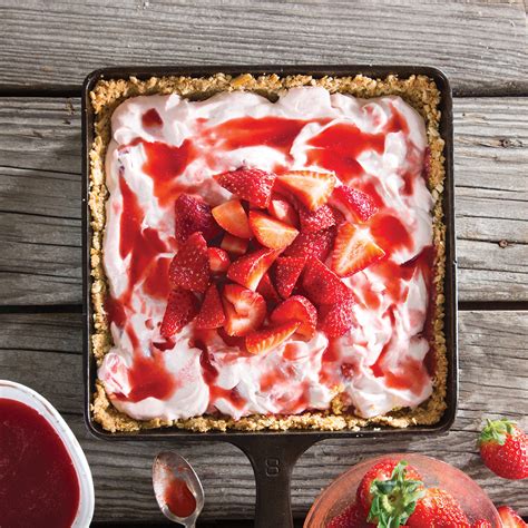 strawberry-pretzel-tart-taste-of-the-south image