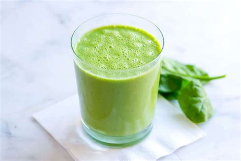 easy-green-power-smoothie-inspired-taste image