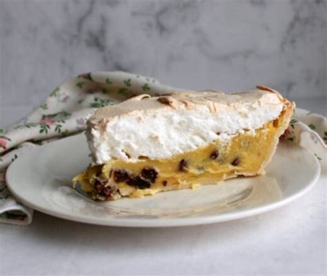 old-fashioned-sour-cream-and-raisin-pie-cooking-with image