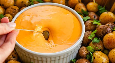 recipe-drunken-beer-potatoes-merkts-cheese-spread image
