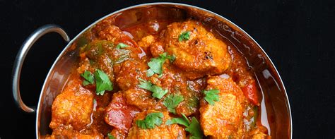 chicken-tomato-balti-feed-your-potential image