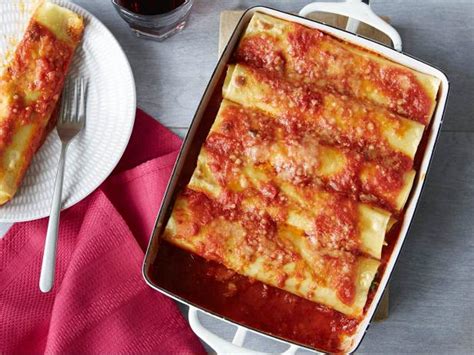 italian-sausage-spinach-and-ricotta-cannelloni image