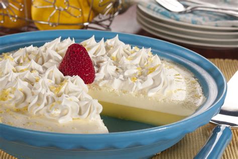 crustless-lemon-cream-pie image
