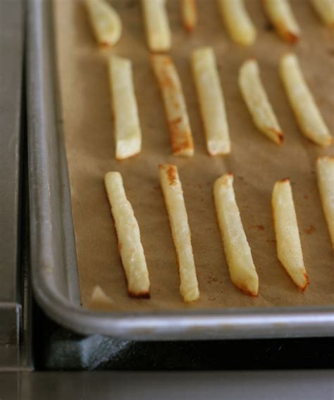 recipe-oven-baked-sesame-ginger-french-fries-plus image