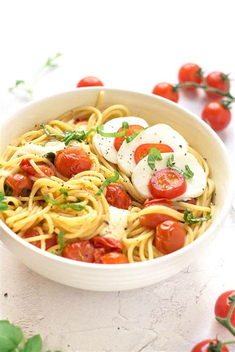simple-spaghetti-caprese-happy-veggie-kitchen image