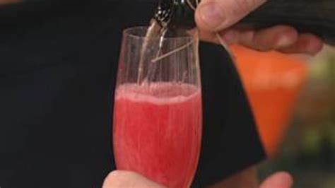 jamie-olivers-strawberry-champagne image