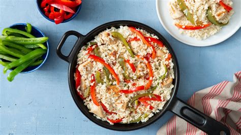 zesty-chicken-and-rice-skillet-recipe-minute-rice image