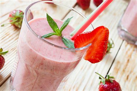 strawberry-blast-smoothie-recipe-spar image