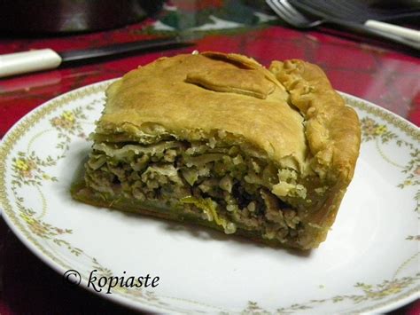 kreatopita-greek-meat-pie-kopiasteto-greek-hospitality image