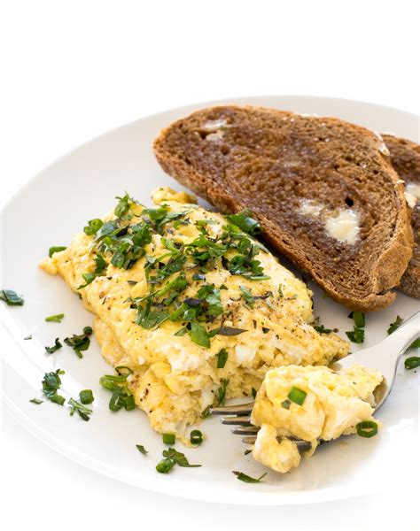 quick-and-easy-herb-scrambled-eggs image