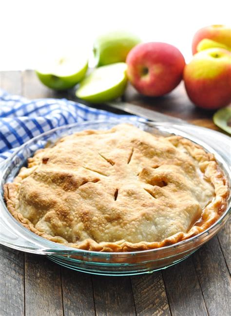 moms-easy-apple-pie-the-seasoned-mom image