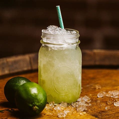 rockeys-rum-swizzle-cocktail-recipe-liquorcom image