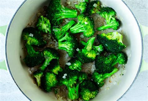 easy-broccoli-cheddar-frittata-recipe-delicious-little image