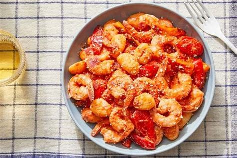 recipe-shrimp-gnocchi-with-creamy-tomato-sauce image