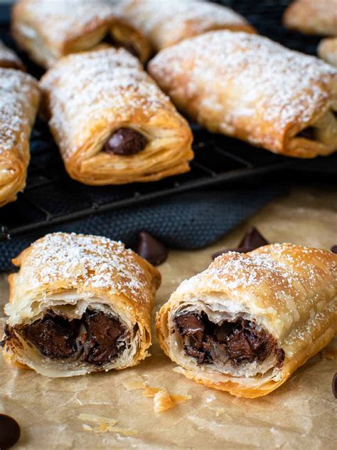chocolate-puff-pastry-in-20-minutes-marcellina-in image