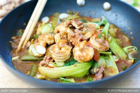 walnut-chickenshrimp-stir-fry-recipe-recipelandcom image