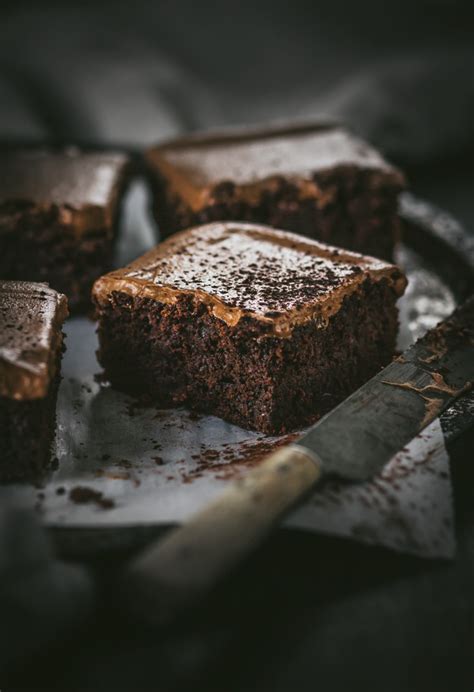dark-chocolate-guinness-brownies-with-creamy image
