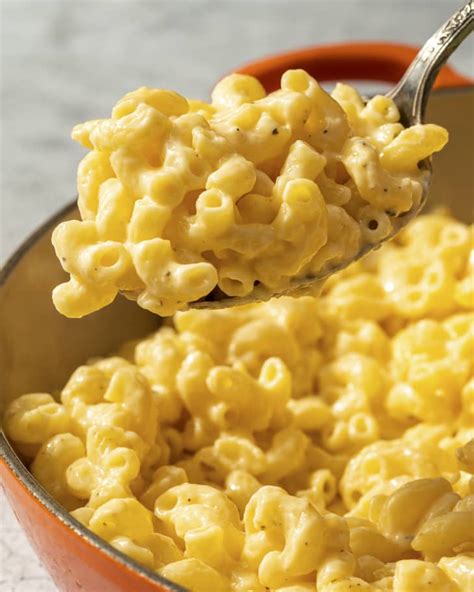 gluten-free-mac-and-cheese-recipe-easy-and-baked image