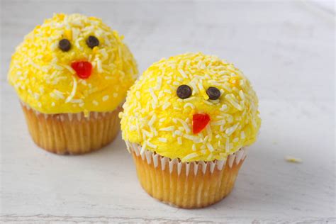 baby-chick-cupcakes-in-the-kids-kitchen image