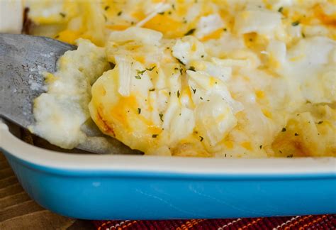 gluten-free-scalloped-potatoes-mommy-hates-cooking image