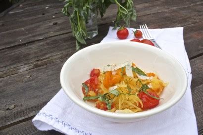 spaghetti-squash-with-garlic-and-burst-cherry-tomatoes image