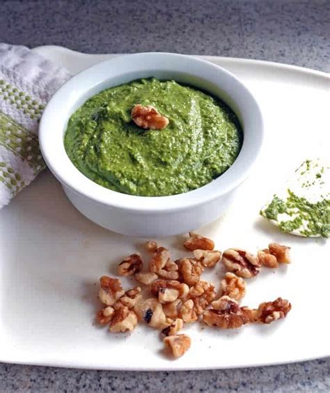 easy-spinach-walnut-pesto-recipe-cooking-with image