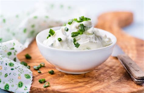 fresh-green-onion-dip-recipe-livestrongcom image