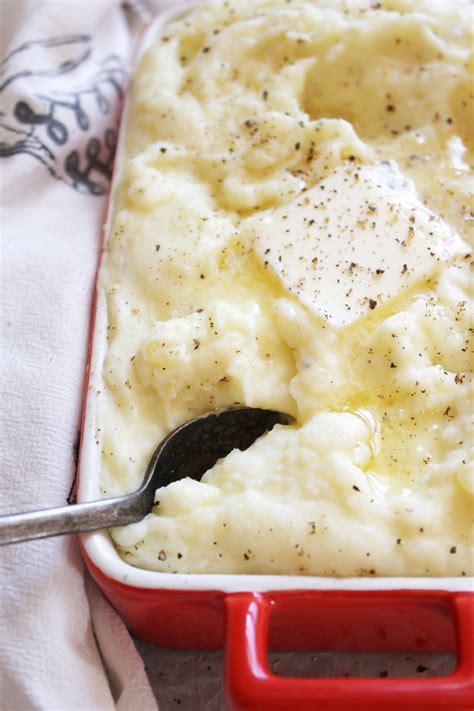 ultimate-secret-ingredient-garlic-mashed-potatoes image