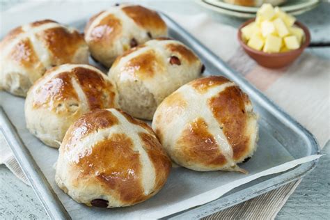 hot-cross-buns-recipe-odlums image