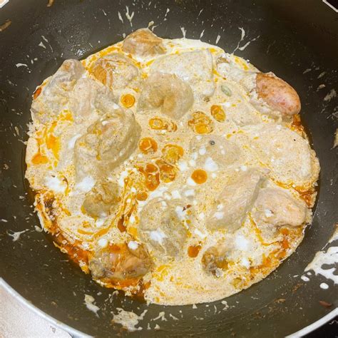 pakistani-chicken-korma-authentic-recipe-fatima image