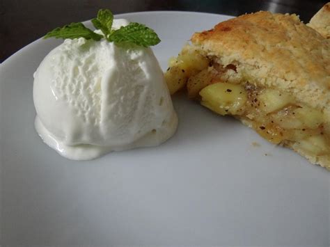 apple-pie-joy-of-cooking-and-baking image