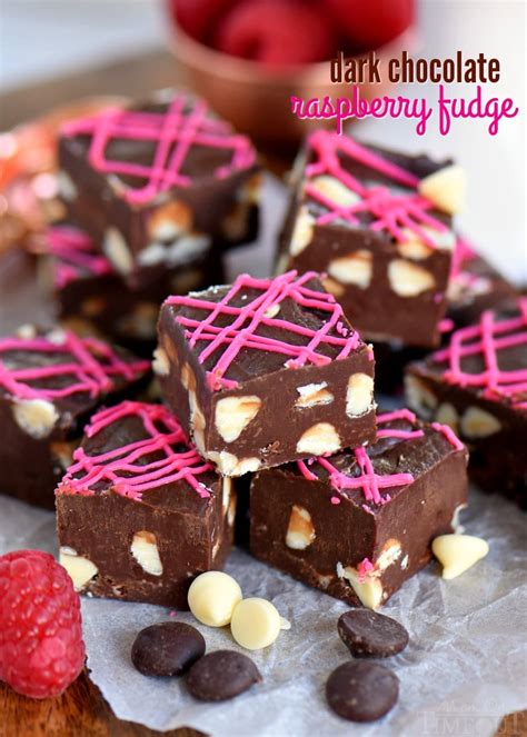 5-minute-dark-chocolate-raspberry-fudge image