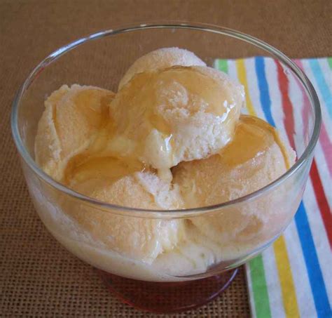 honey-ice-cream-food-from-portugal image