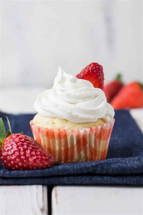 sour-cream-pound-cake-cupcakes-feast-and-farm image