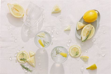 how-to-make-homemade-lemonade-with-stevia image