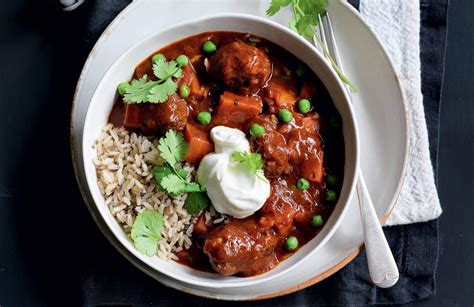 beef-and-tomato-curry-healthy-food-guide image
