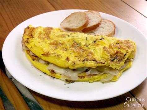 french-onion-omelette-curious-cuisiniere image