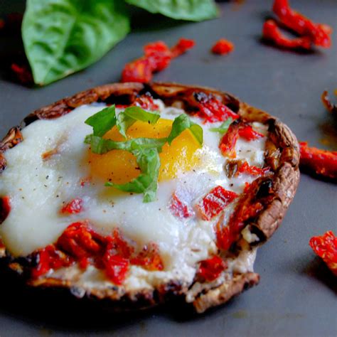 portobello-baked-eggs-with-sundried-tomatoes image