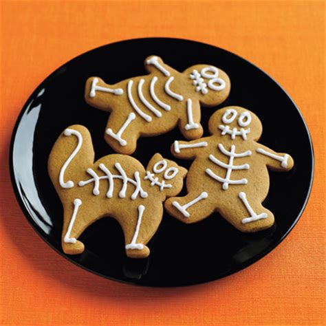 gingerbread-skeleton-cookies-the-peaceful-mom image