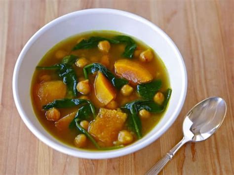 butternut-squash-and-chickpea-soup-eating-rules image