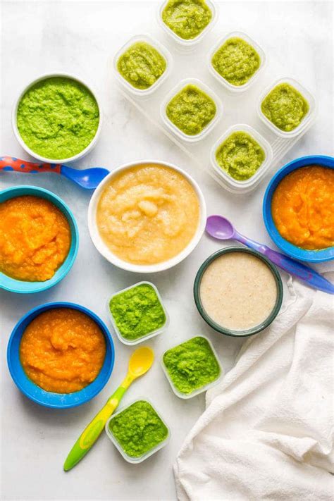 homemade-baby-food-peas-green-beans-applesauce image