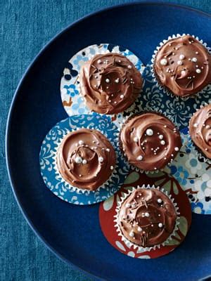 chocolate-cupcakes-with-double-chocolate-icing image