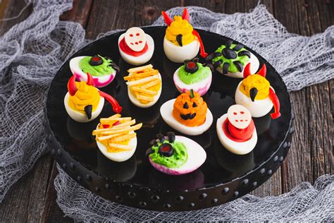 halloween-deviled-eggs-dish-n-the-kitchen image