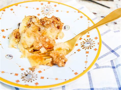 this-banana-bread-cobbler-is-crazy-good-momtastic image