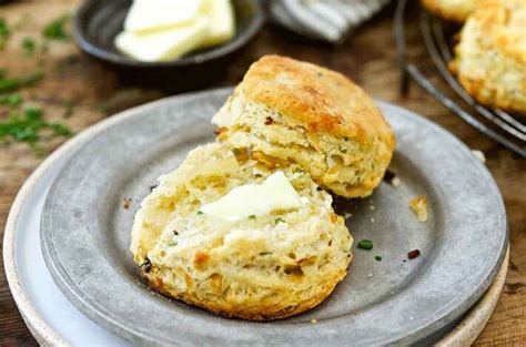 caramelized-onion-sourdough-biscuits-king-arthur-baking image