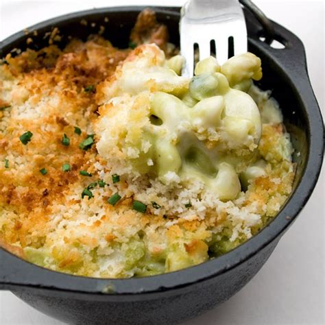 lunacafe-world-famous-green-chile-mac-cheese image