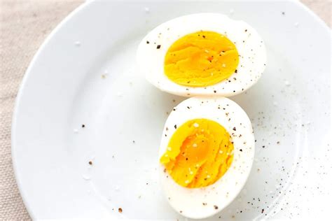how-to-cook-hard-boiled-eggs-no-fail-stovetop image