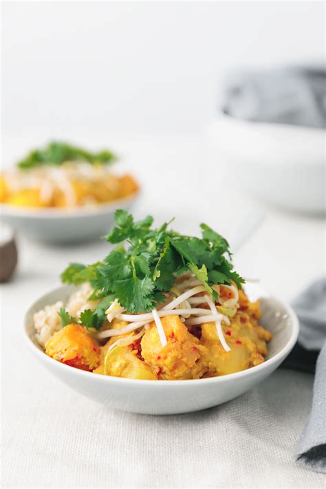vegetarian-balinese-yellow-curry-with-coconut-milk image