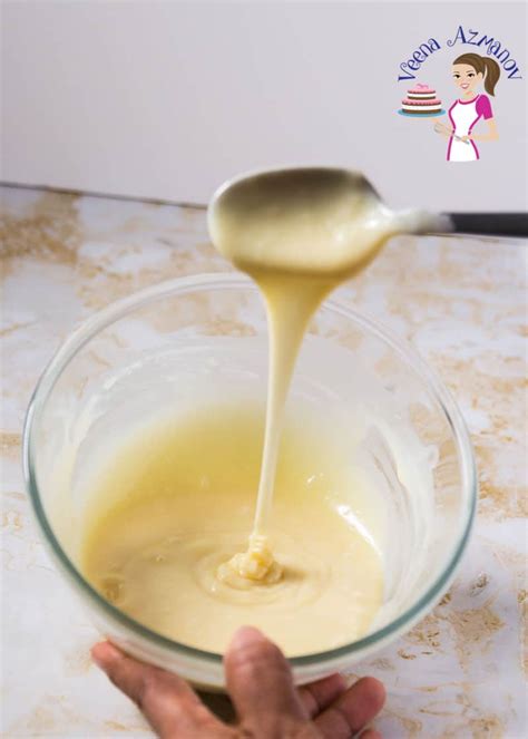 creamy-white-chocolate-ganache-recipe-tutorial image